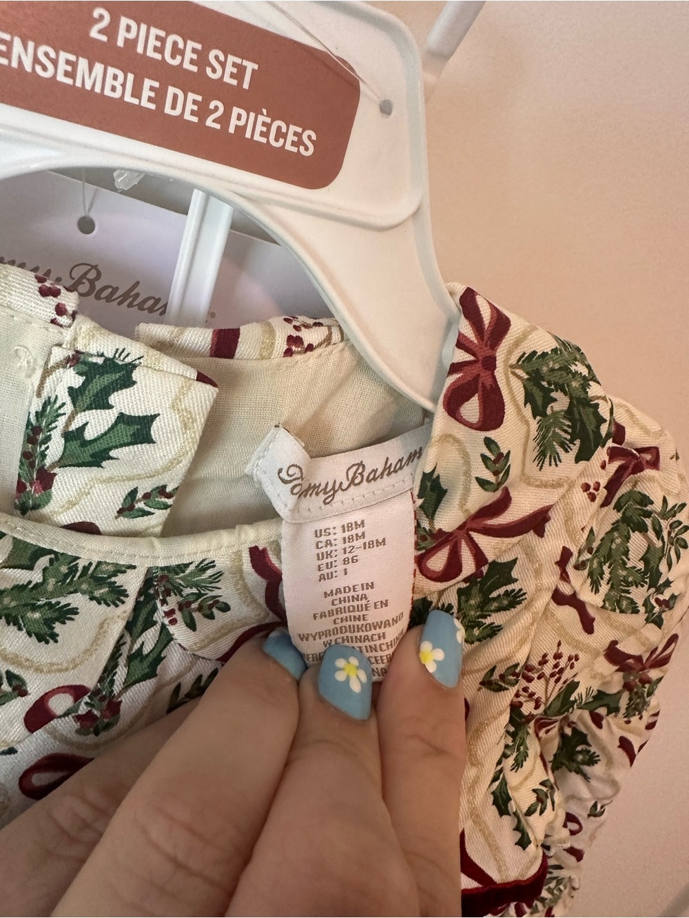 Tommy Bahama Cream Holiday Dress Set with Burgundy Bow - Picture 4 of 4